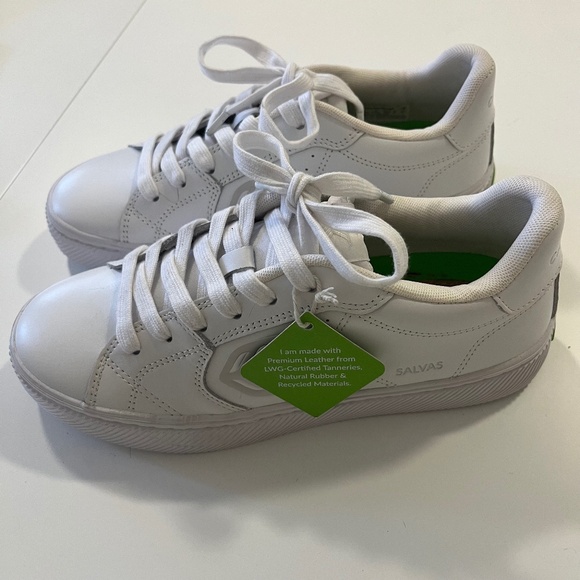 White Leather Salvas - Picture 1 of 5